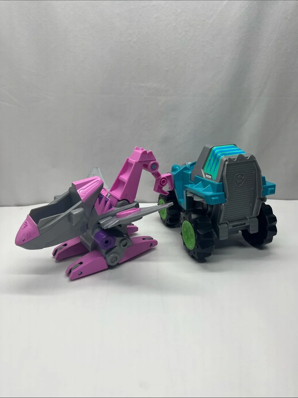 Paw Patrol Dino Rescue Delux vehicle and Pink Flight Dino Rescue Sky Patrol